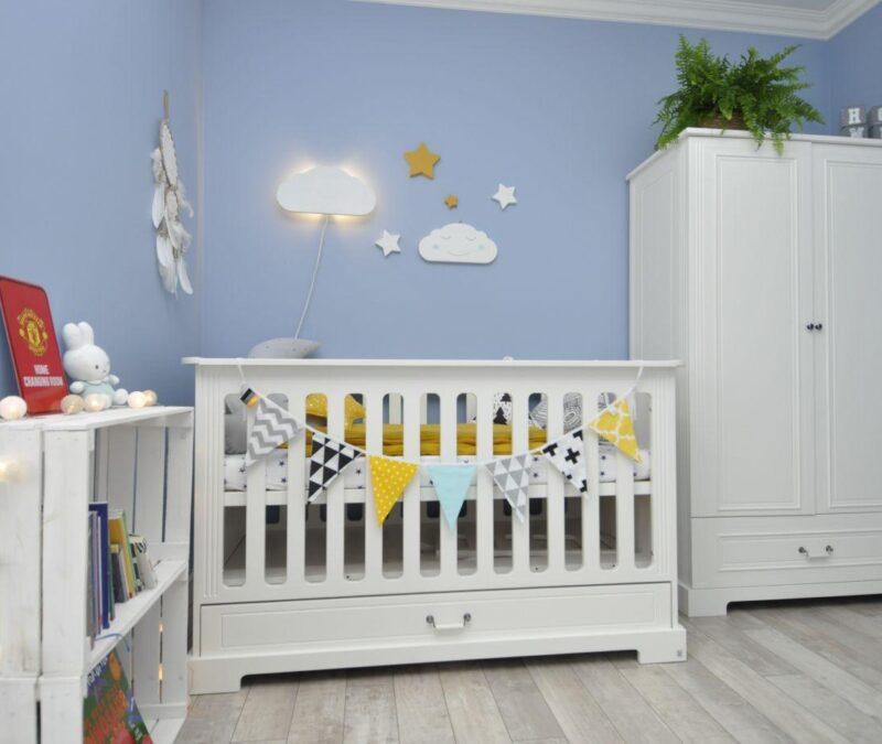 Ines_room_cot_bed_wardrobe_06