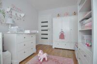 Marylou_bookcase_changer_chest_shelf_wardrobe_3d_lifestyle_02