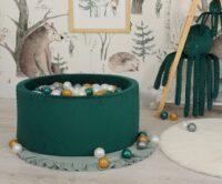 suchy-basen-dla-dzieci-zielen-butelkowa-minky-w-pokoju-dziec