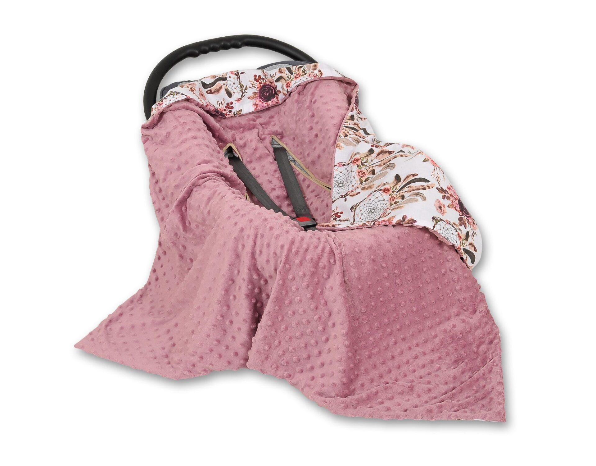kocyk-do-fotelika-1072-lapacze-snow-kwiatowe-roz-retro-mink1